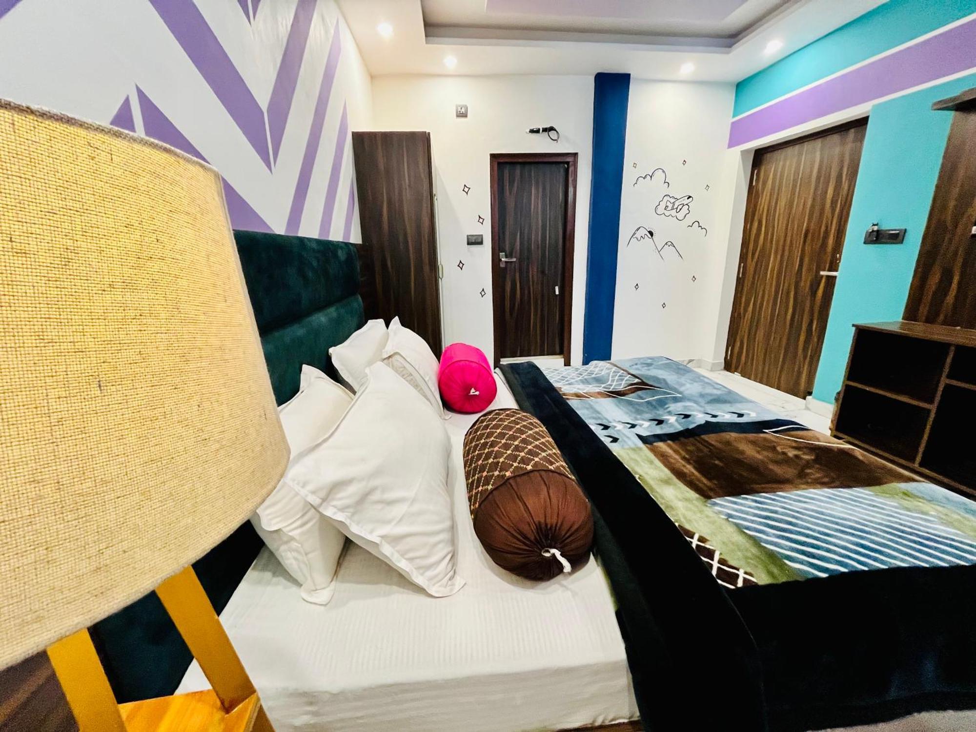 Bonfire Hostels リシケーシュ エクステリア 写真